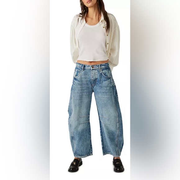 We The Free Good Luck Mid Rise Barrel Jeans in Ultra Light Beam Size 27 - Picture 11 of 15